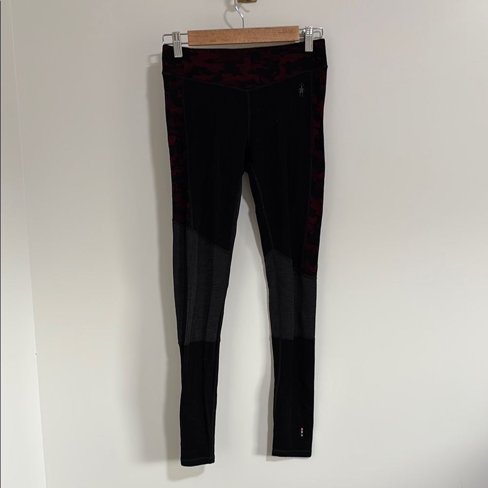 Smartwool Black Red and Grey 100% Merino Wool Base Layer Leggings